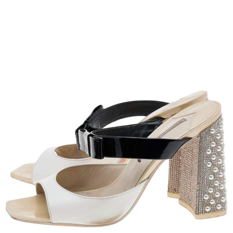Pre Owned Sophia Webster White/Black Patent Leather Crystal Block Heel Sandals Size 39