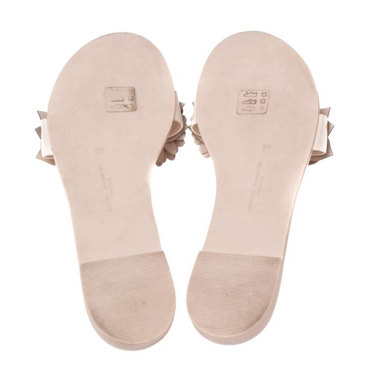 Pre Owned Sophia Webster Beige Patent Leather Lilico Flower Embellished Flat Slides Size 37