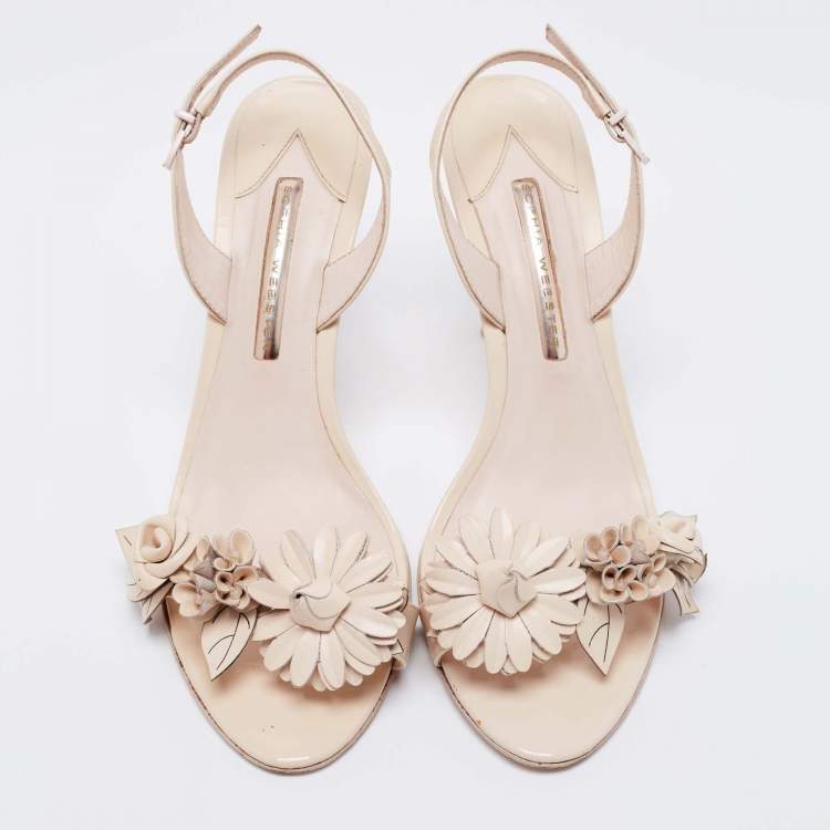 مملوكة مسبقًا Sophia Webster Beige Patent Leather Lilico Applique Sandals Size 40