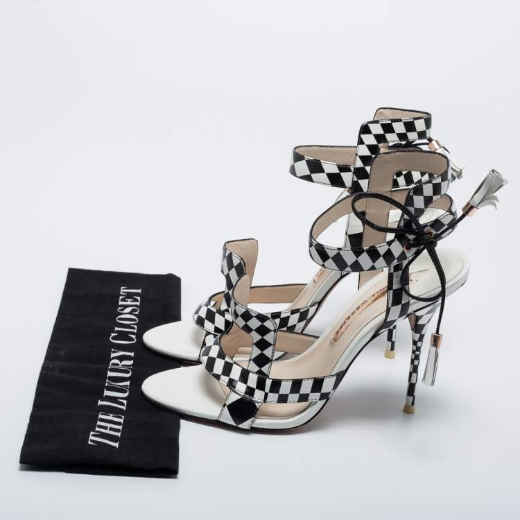 مملوكة مسبقًا Sophia Webster White/Black Checkered Leather Poppy Sandals Size 39