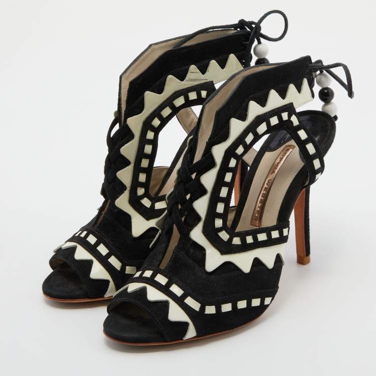 مملوكة مسبقًا Sophia Webster Black/White Suede and Patent Leather Riko Cut Out Ankle Sandals Size 38.5