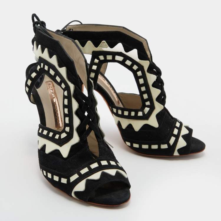 مملوكة مسبقًا Sophia Webster Black/White Suede and Patent Leather Riko Cut Out Ankle Sandals Size 38.5