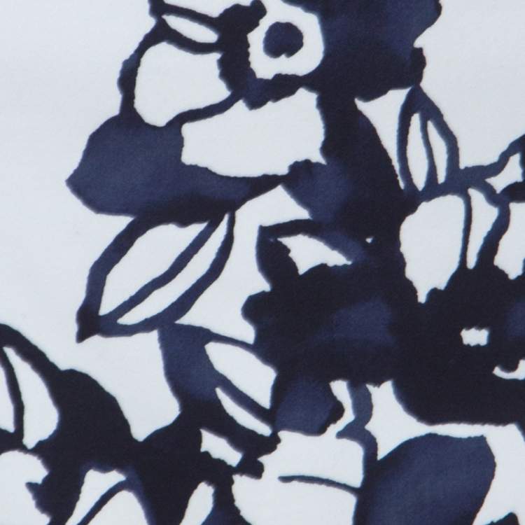 Pre Owned St. John White and Navy Blue Floral Printed Stretch Cotton Pencil Skirt L 