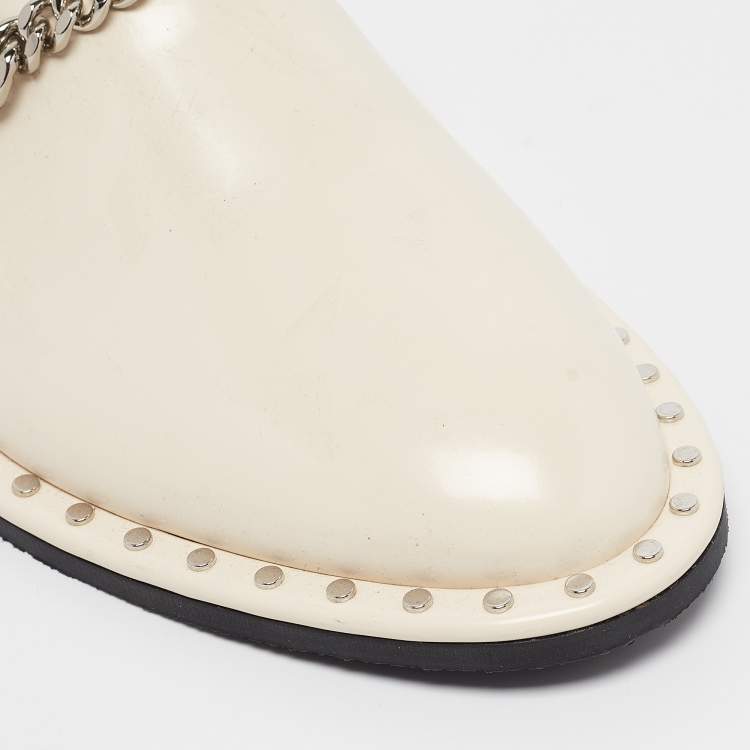 Pre Owned Stella McCartney Cream Faux Patent Leather Chain Loafers  Size 40