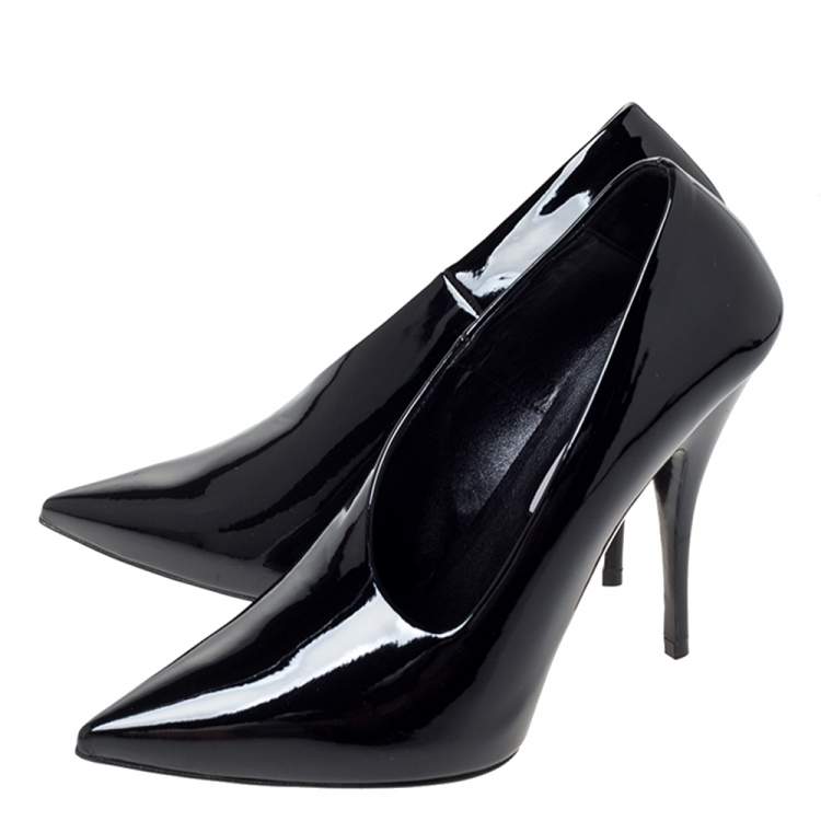 Pre Owned Stella McCartney Black Faux Patent Leather V Neck Pointed Toe Pumps Size 35.5