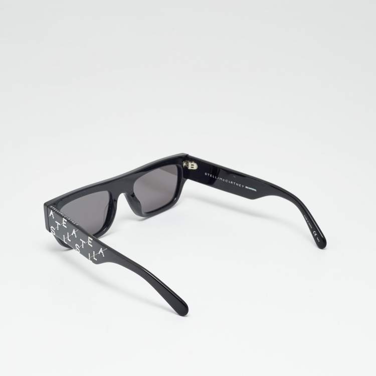 مملوكة مسبقًا نظارة شمسية مستطيلة ستيلا مكارتني SC0210S إطار أسود بشعار كريستالات