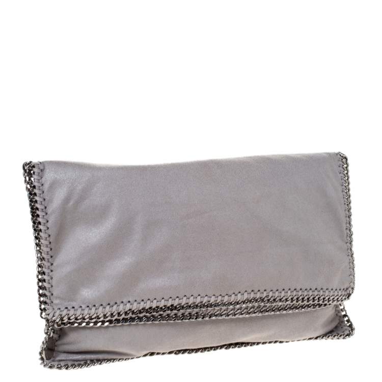 مملوكة مسبقًا Stella McCartney Grey Faux Leather Falabella Clutch