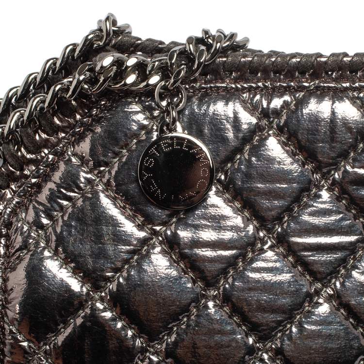 مملوكة مسبقًا Stella McCartney Metallic Silver Faux Patent Leather Tiny Falabella Crossbody Bag