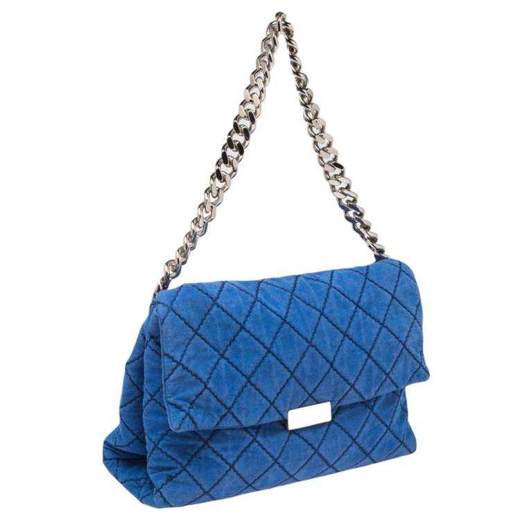 مملوكة مسبقًا Stella McCartney Blue Quilted Faux Suede Beckett Shoulder Bag