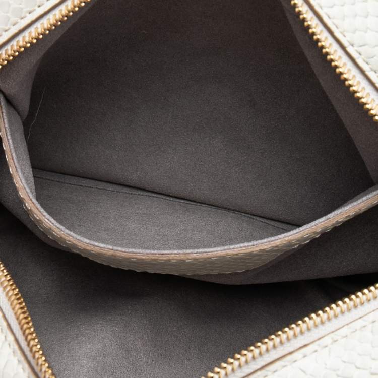 مملوكة مسبقًا Stella McCartney White Python Embossed Faux Leather Star Crossbody Bag