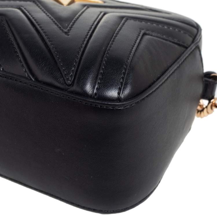 Pre Owned Stella McCartney Black Quilted Faux Leather Stella Star Crossbody Bag