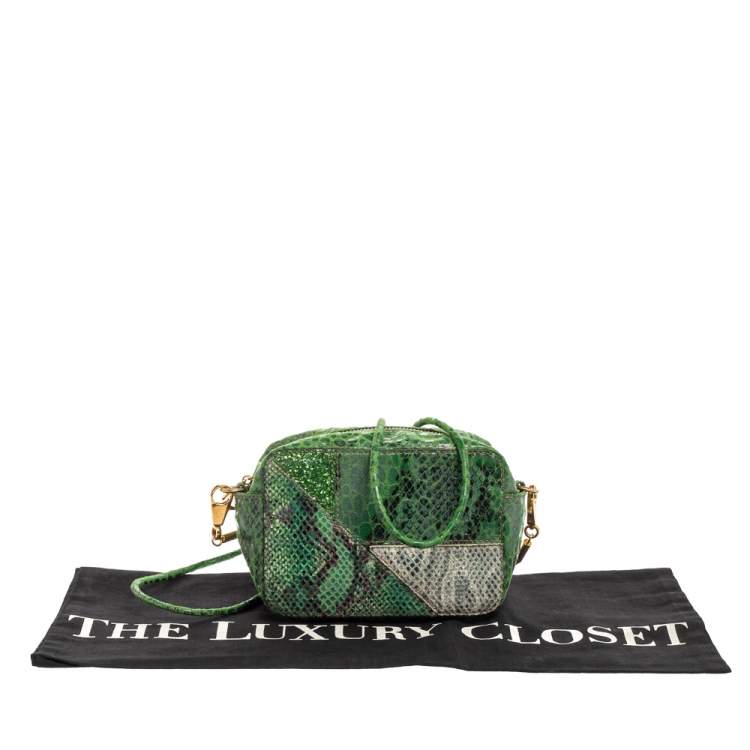 مملوكة مسبقًا Stella McCartney Green Faux Python Effect Suede and Glitter Crossbody Bag