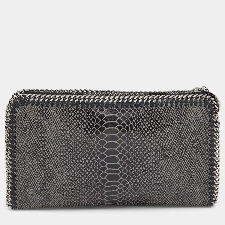 مملوكة مسبقًا Stella McCartney Grey Python Embossed Falabella Clutch