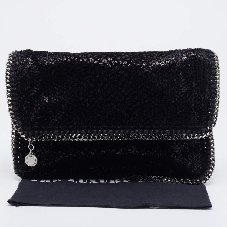 مملوكة مسبقًا Stella Mccartney Black Falabella Sequin Fold-Over Clutch