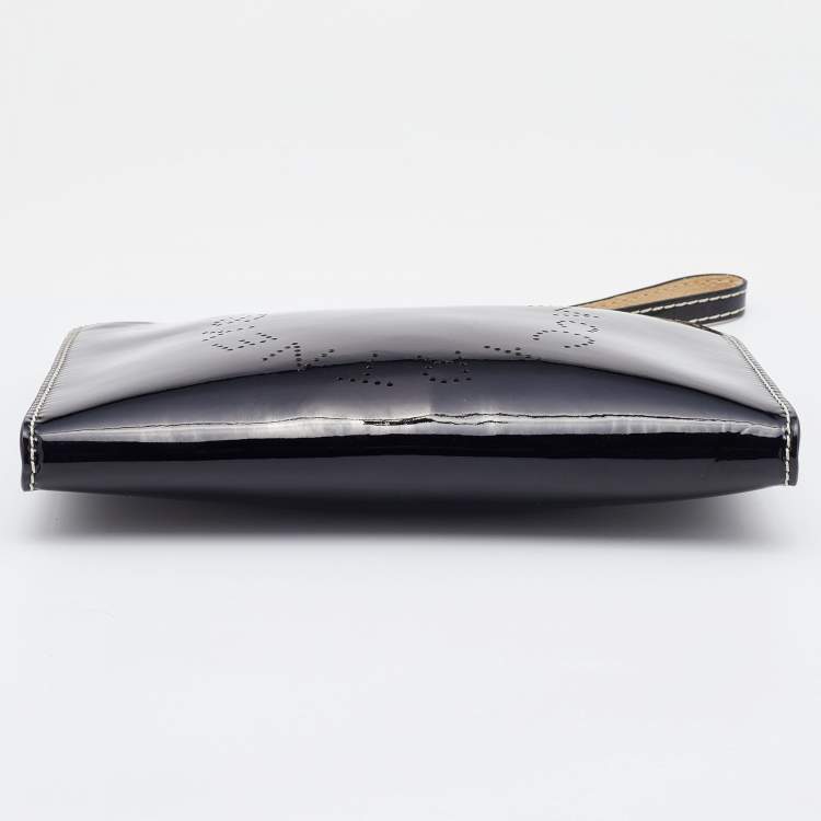 Pre Owned Stella McCartney Black Patent Leather Zip Wristlet Clutch