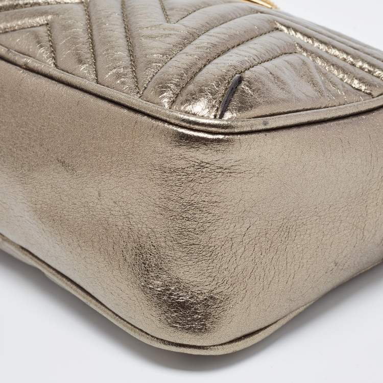 مملوكة مسبقًا Stella McCartney Metallic Green Faux Leather Stella Star Crossbody Bag
