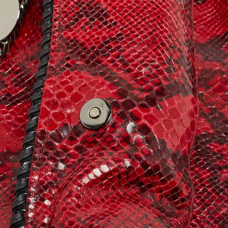 مملوكة مسبقًا Stella McCartney Red Python Print Coated Fabric Falabella Fold Over Tote