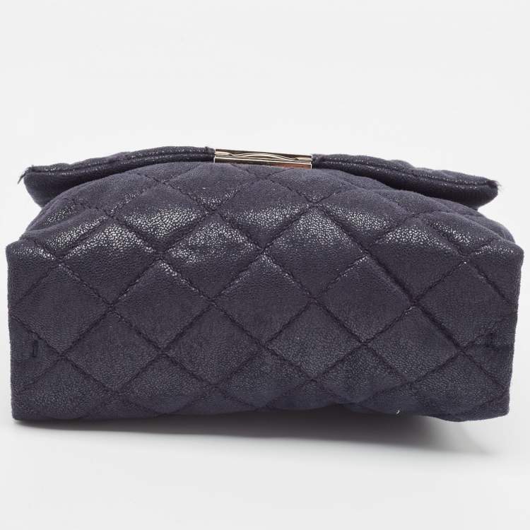 مملوكة مسبقًا Stella McCartney Blue Quilted Faux Suede Medium Beckett Chain Bag