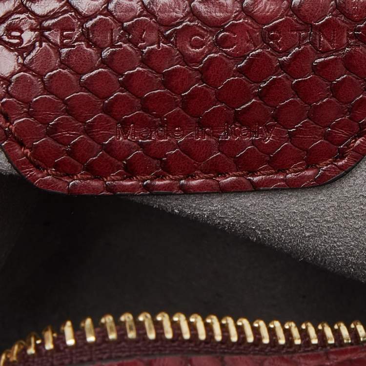 مملوكة مسبقًا Stella McCartney Burgundy Python Embossed Faux Leather Star Crossbody Bag