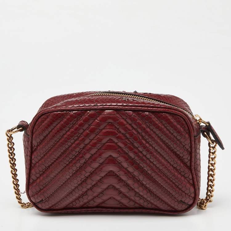 مملوكة مسبقًا Stella McCartney Burgundy Python Embossed Faux Leather Star Crossbody Bag
