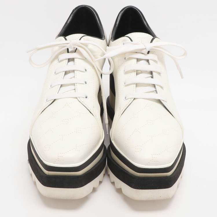 مملوكة مسبقًا Stella McCartney Elyse Size 36.5 White Perforated Faux Leather Derby