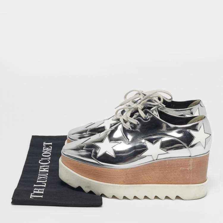 مملوكة مسبقًا Stella McCartney Elyse Size 38 Silver Faux Leather Wedge Sneakers
