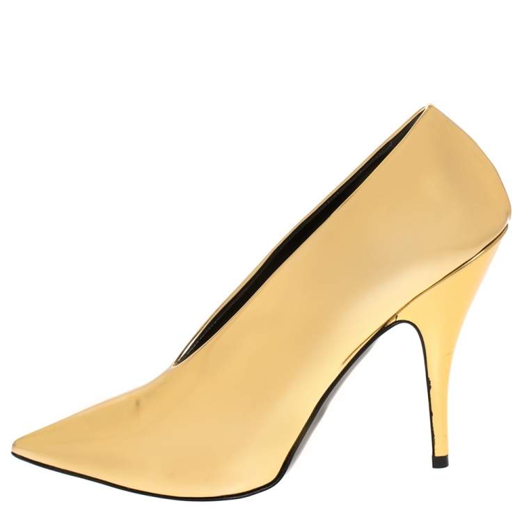 Pre Owned Stella McCartney Metallic Gold Faux Patent Leather V Neck Pointed Toe Pumps Size 38