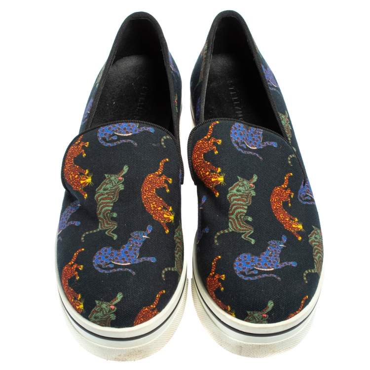 مملوكة مسبقًا Stella McCartney Black Animal Printed Canvas Slip On Sneakers Size 36