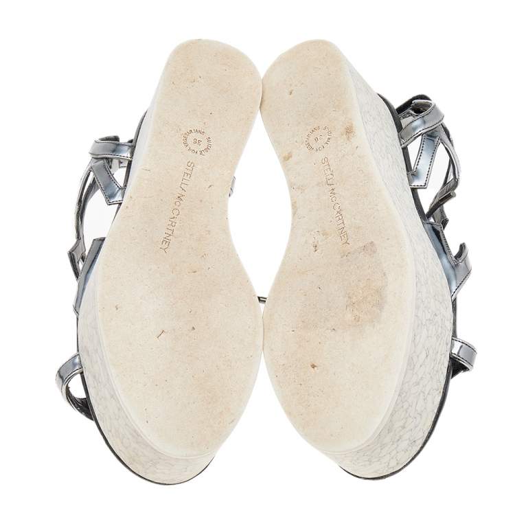 مملوكة مسبقًا Stella McCartney Metallic Grey Faux Leather Hackney Platform Sandals Size 36