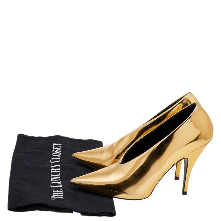 Pre Owned Stella McCartney Metallic Gold Faux Patent Leather V Neck Pointed Toe Pumps Size 36