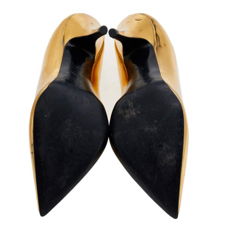 Pre Owned Stella McCartney Metallic Gold Faux Patent Leather V Neck Pointed Toe Pumps Size 36