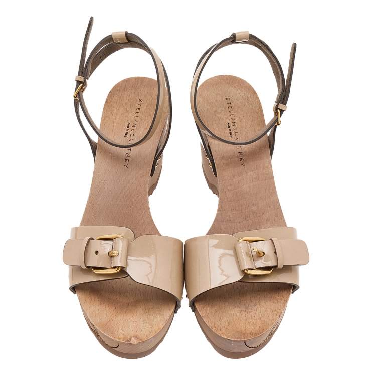 Pre Owned Stella McCartney Beige Faux Patent Leather Linda Wedge Sandals Size 40