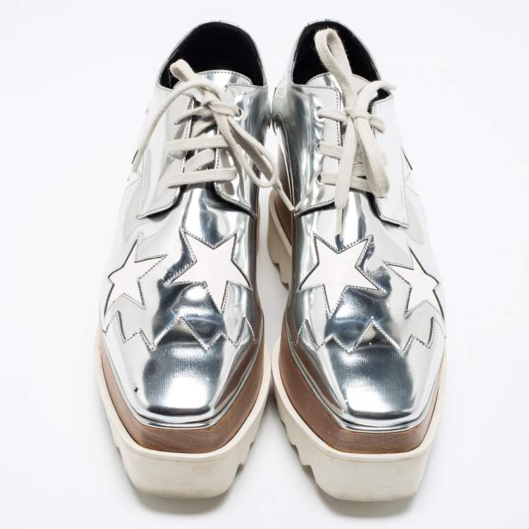 Pre Owned Stella McCartney Silver/White Faux Patent And Faux Leather Elyse Star Platform Lace Up Sneakers Size 38