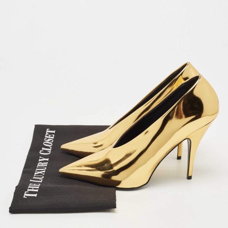 Pre Owned Stella McCartney Metallic Gold Faux Patent Leather V Neck Pointed Toe Pumps Size 38