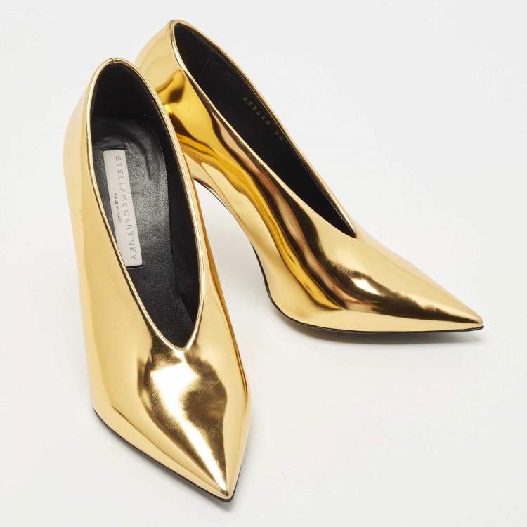 Pre Owned Stella McCartney Metallic Gold Faux Patent Leather V Neck Pointed Toe Pumps Size 38