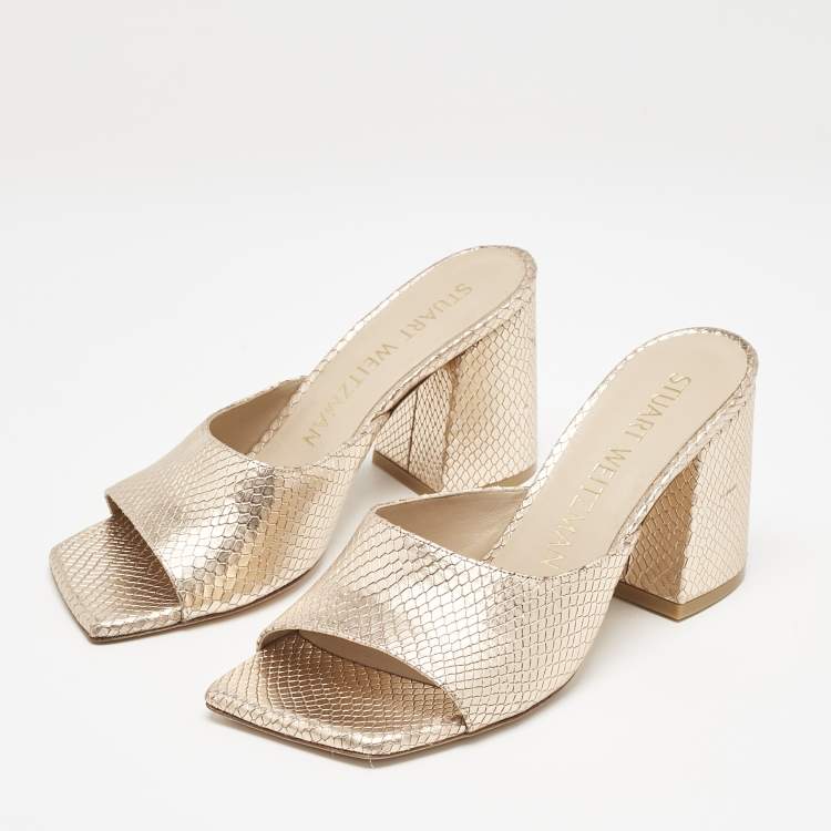 Pre Owned Stuart Weitzman Gold Snakeskin Embossed Leather Slide Sandals Size 38.5