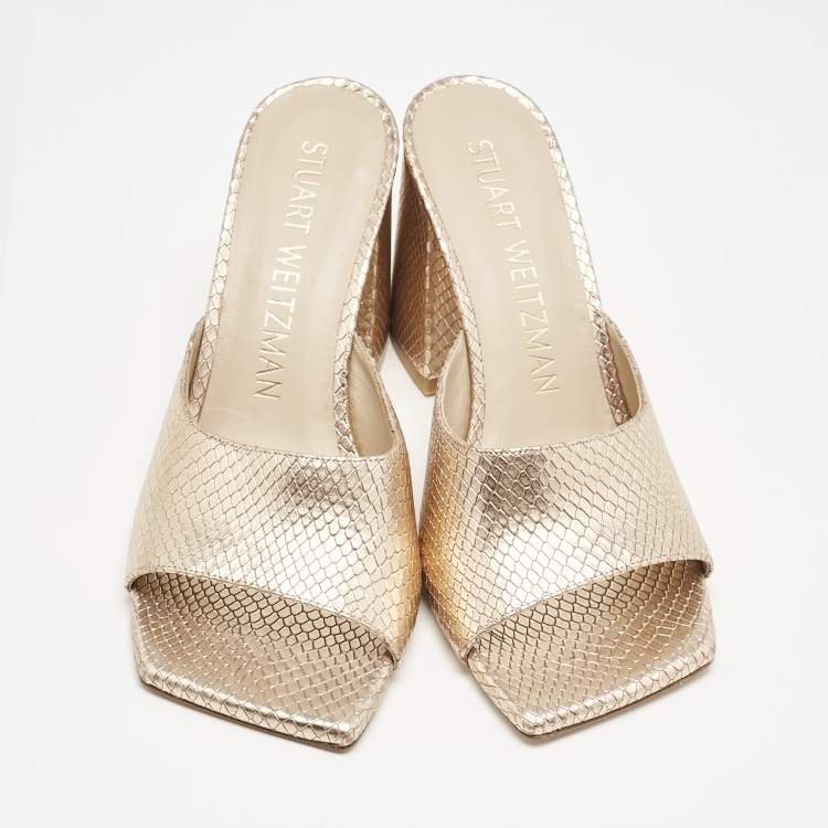 Pre Owned Stuart Weitzman Gold Snakeskin Embossed Leather Slide Sandals Size 38.5