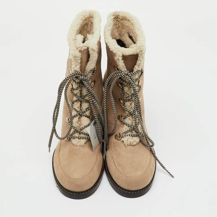 Pre Owned Stuart Weitzman Beige Suede and Shearling Fur Yukon Lace Up Ankle Boots Size 41