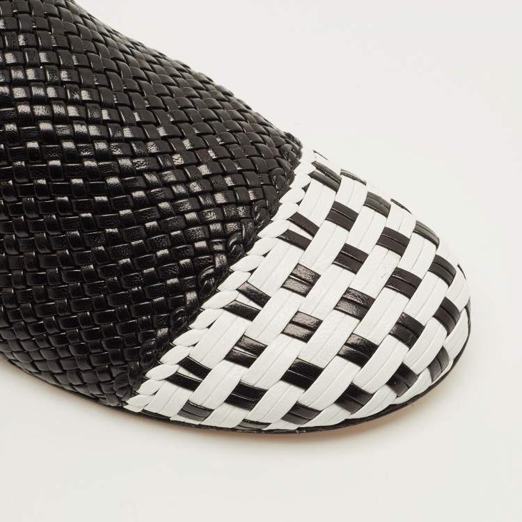 Pre Owned Stuart Weitzman Indiana Size 37.5 Black/White Woven Leather Mules