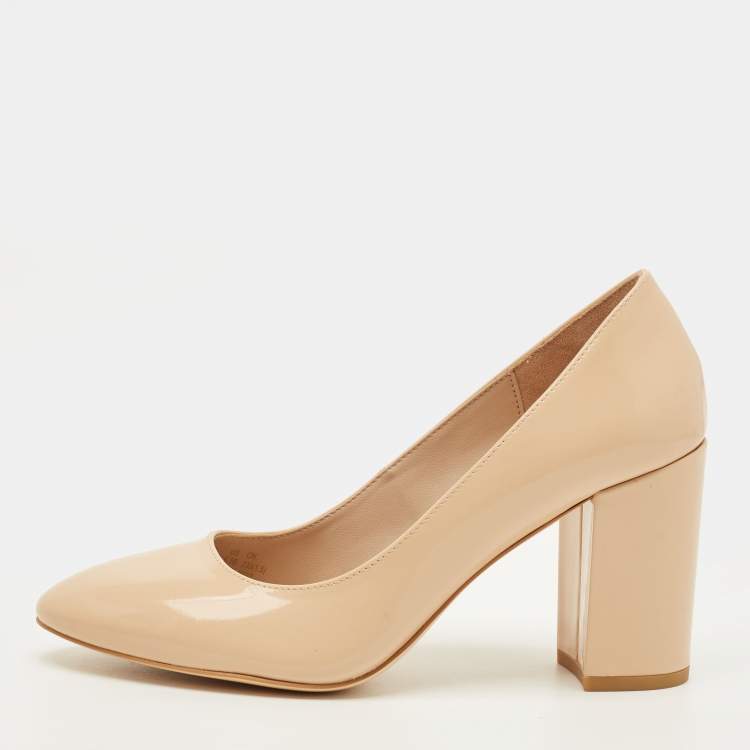 Pre Owned Stuart Weitzman Ariana Size 37 Beige Patent Leather Block Heel Pumps