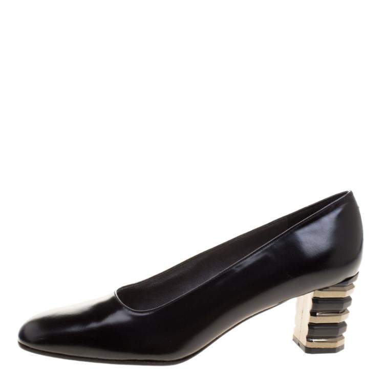 Pre Owned Stuart Weitzman Black Leather Tiered Heel Pumps Size 38.5