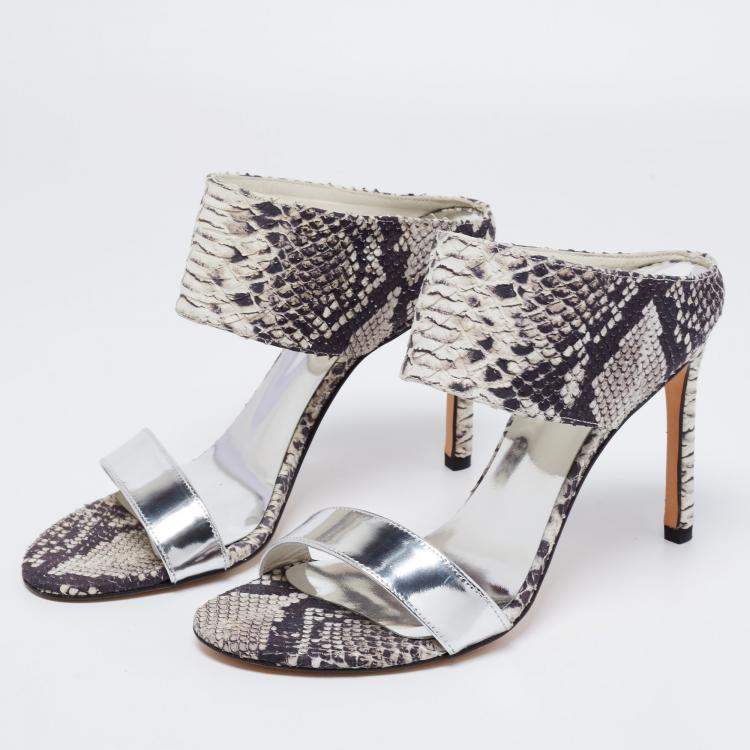 Pre Owned Stuart Weitzman Monochrome Python Embossed And Metallic Silver Leather Open Toe Sandals Size 37.5 