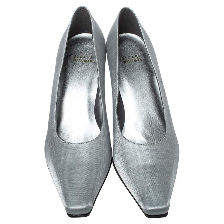 Pre Owned Stuart Weitzman Metallic Silver Fabric Pumps Size 39.5