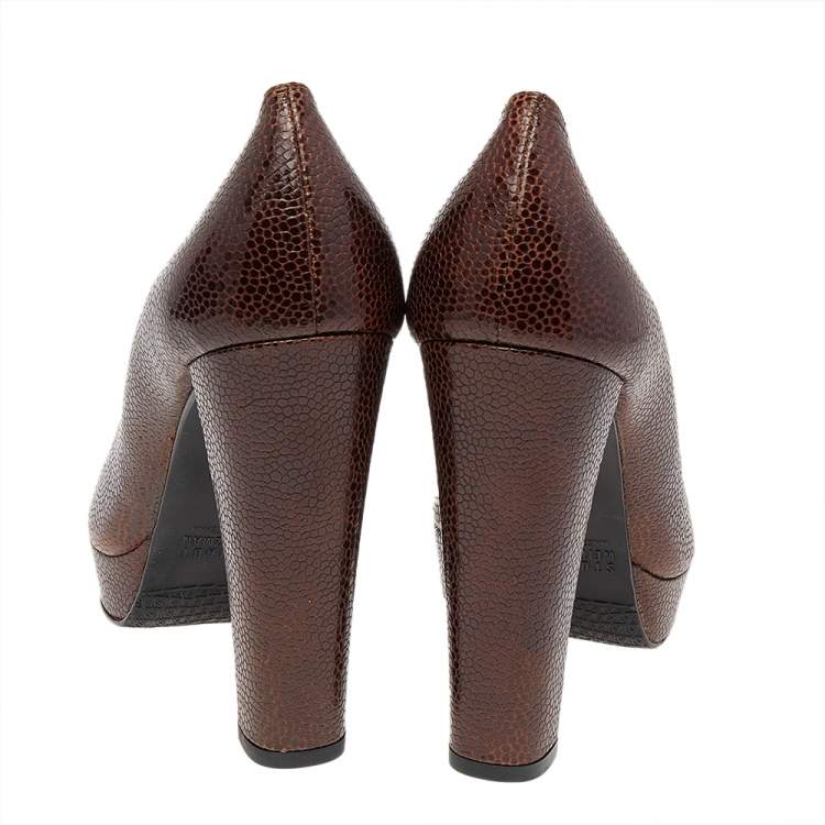 Pre Owned Stuart Weitzman Brown Embossed Leather Platform Pumps Size 41
