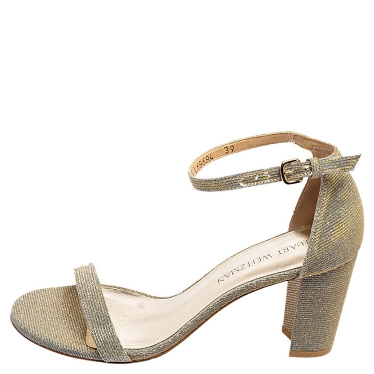 مملوكة مسبقًا Stuart Weitzman Grey/Silver Fabric Nudist  Ankle Strap Open Toe Sandals Size 39