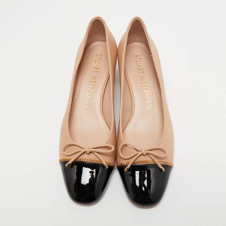 Pre Owned Stuart Weitzman Beige/Black Patent and Leather Block Heel Pumps Size 39.5