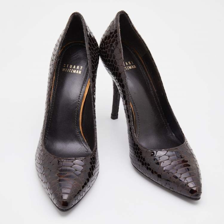 Pre Owned Stuart Weitzman Dark Brown Python Embossed Patent Leather Pointed Toe Pumps Size 39.5