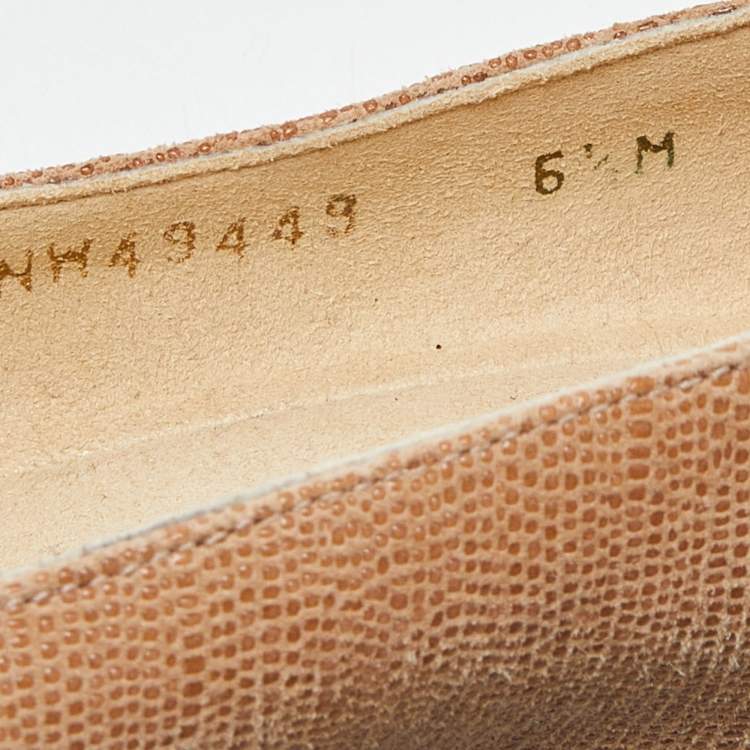 مملوكة مسبقًا Stuart Weitzman Beige Lizard Embossed Leather Bucalina Wedge Pumps Size 37