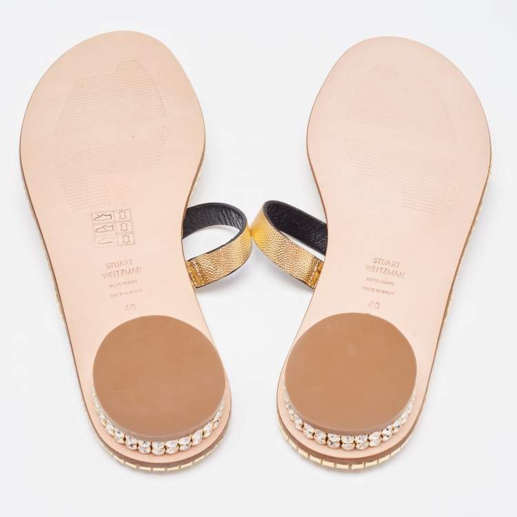 Pre Owned Stuart Weitzman Metallic Gold Leather Embellished Slides Size 40
