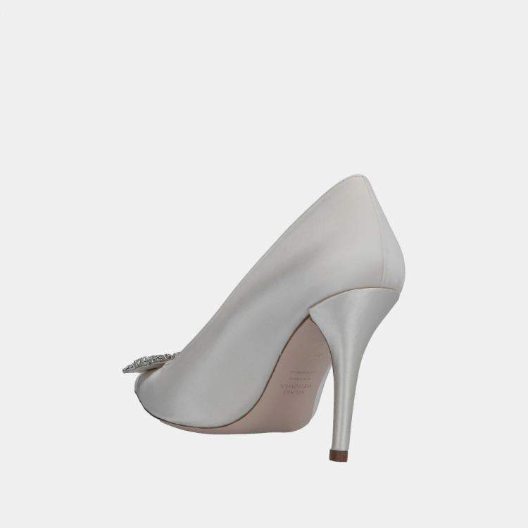 Pre Owned Stuart Weitzman Satin Crystal Embellished Pumps Size 41